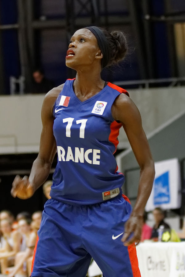 Emilie Gomis recrutée par le Toulouse Métropole Basket