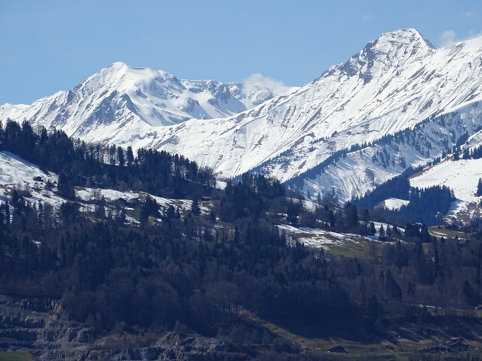 Les Pyrénées en alerte vigilance Avalanches