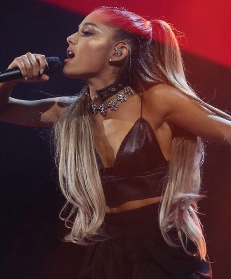 Qui est Ariana Grande, dont le concert à été choisi pour un attentat meurtrier