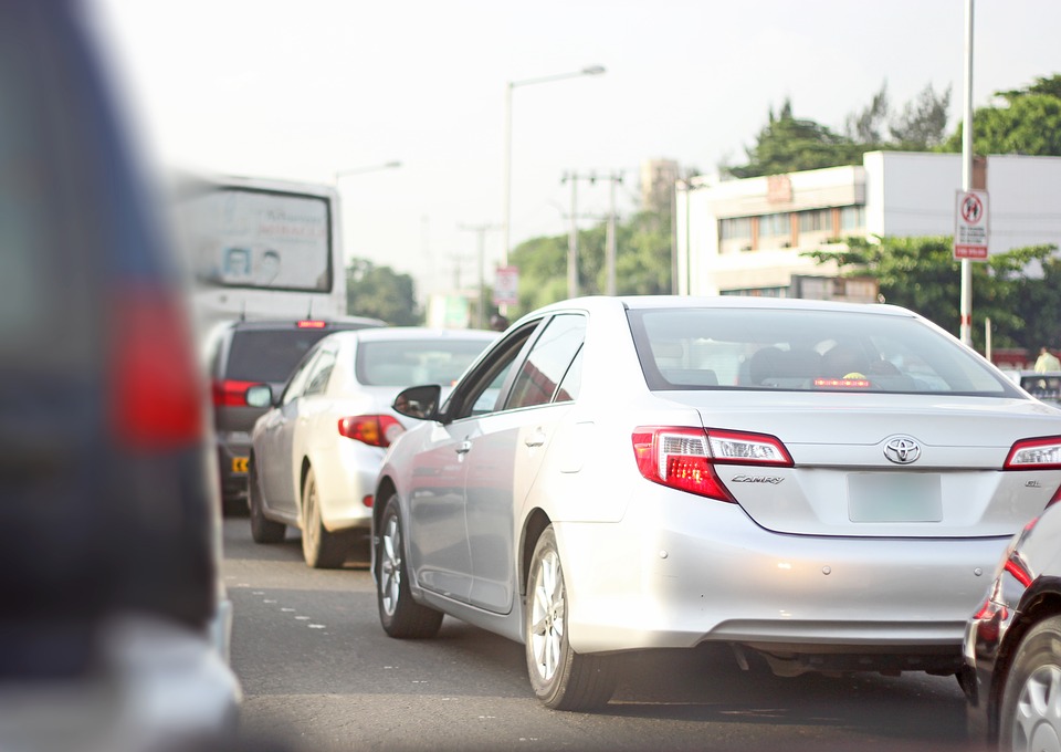 Départs en vacances ou Week end. journée classée rouge ou orange sur les routes