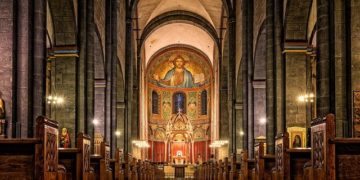 Abus sexuels dans l'église Darmanin convoque le patron des évêques de France