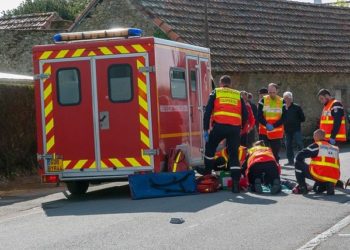 Compiègne. L'ambulance percute une voiture au moins un pompier blessé