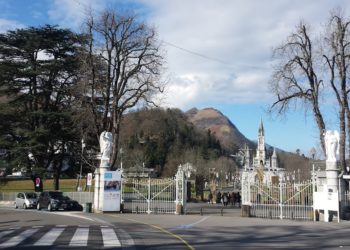 Pédocriminalité : à Lourdes, les évêques font "mémoire" aux victimes et se repentent