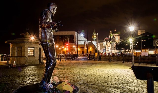 l'explosion d'un taxi à Liverpool qualifiée d'"acte terroriste"