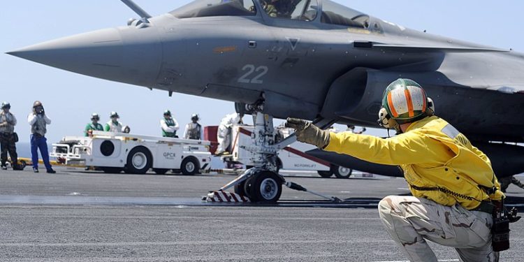 La France vend 80 Rafales aux Emirats Arabes Unis