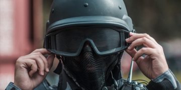 Paris - le preneur d'otage interpellé par la police