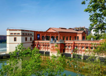 Une chasse aux oeufs à l'Espace EDF Bazacle à Toulouse