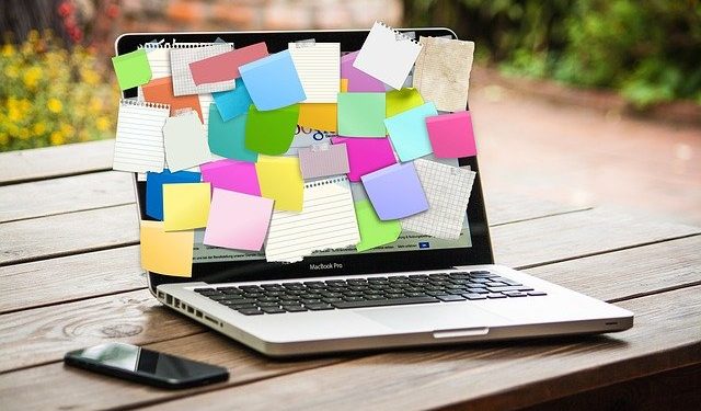 Après deux éditions en ligne, le Forum Jobs d’Été fait son grand retour le mercredi 13 avril de 14h à 18h à la Salle des Fête de Ramonville ! Pour cette nouvelle édition, près de 600 offres d’emplois (saisonniers, CDI étudiants) sont à pourvoir sur le territoire du Sicoval, dans les secteurs de l’animation et le loisir, des services à la personne, de l’agriculture, du commerce, de l’hôtellerie/restauration… Cet événement sera l’occasion pour les jeunes (18-29 ans) de venir à la rencontre d’une vingtaine d’entreprises.