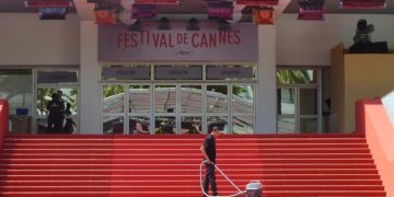 Ruben Östlund - Le triangle de la tristesse Park Chan-Wook - Decision to leave Kelly Reichardt - Showing up Saeed Roustaee - Leila’s brother Tarik Saleh - L’enfant du paradis Kirill Serebrennikov - La femme de Tchaïkovski Jerzy Skolimowski - Eo