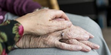 Sœur André, la doyenne des Français et des Européens, fête ses 118 ans