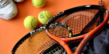 Roland-Garros. Quand Nelson Monfort entrait sur le court.. avant la fin du match