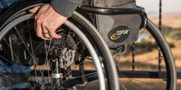 Comment faire du vélo en fauteuil roulant : voici le vélo inclusif