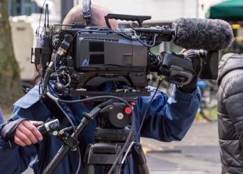 Mort de Godard, hommages de Macron Borne ou Hidalgo