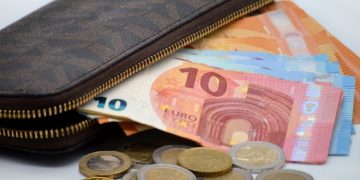 2 enseignes de la grande distribution lancent un « panier anti-inflation »