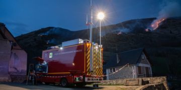Pyrénées - des dizaines de pompiers mobilisés toute une nuit pour éteindre un incendie