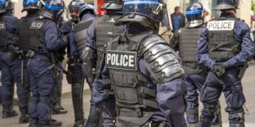 Feux de poubelles, saccages d'abris bus, fin de manif quasi insurrectionnelle à Toulouse