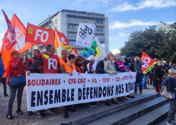Réforme des retraites : les blocages se poursuivent ce lundi