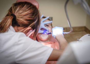 Les frais dentaires moins remboursés par la Sécurité sociale