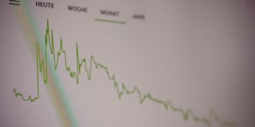 Christine Lagarde sous-entend que la hausse des taux va continuer