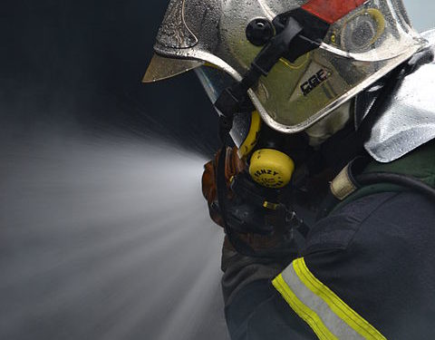 Emeutes après la mort de Nahel : mort d'un pompier dans un incendie de voitures