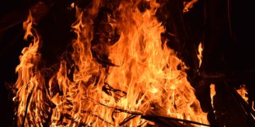 Feu dans les Pyrénées Orientales, des pompiers du Tarn en renfort