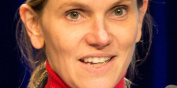 Canicule - une ministre visite Météo France