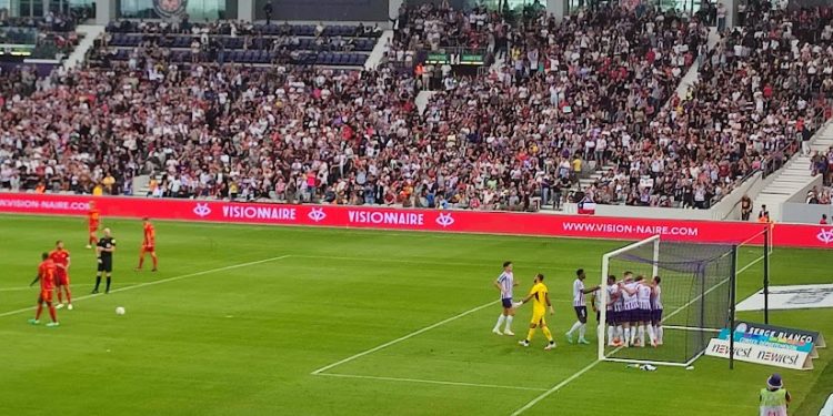 Toulouse bat la Roma de Mourinho, Dybala et Rui Patricio et fait chavirer le Stadium
