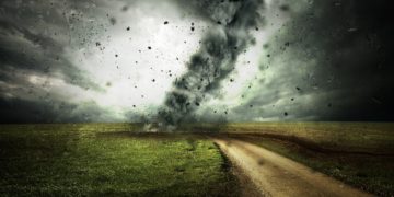 D'importants débats après le passage d'une tornade en mayenne