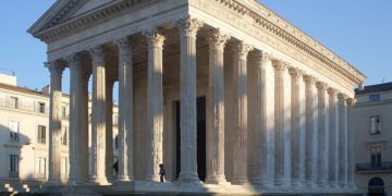 La maison carrée de Nîmes classée patrimoine mondial de l'UNESCO