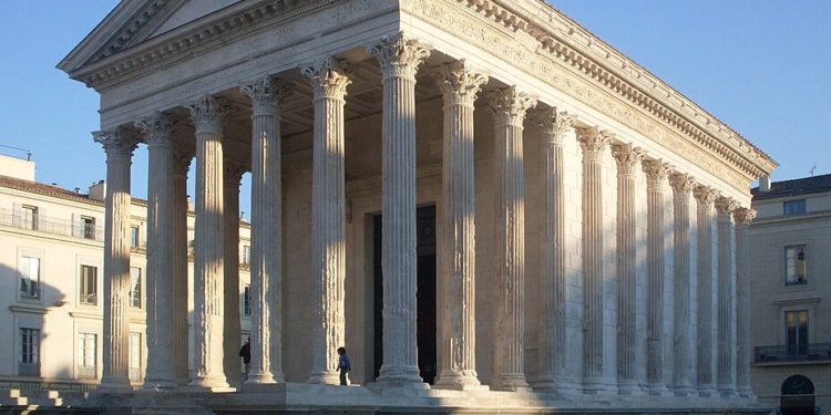 La maison carrée de Nîmes classée patrimoine mondial de l'UNESCO