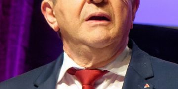 Comment Mélenchon est devenu le problème principal de la NUPES