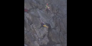 Un parapentiste se blesse dans les Pyrénées, il est secouru par les gendarmes, une vidéo exceptionnelle