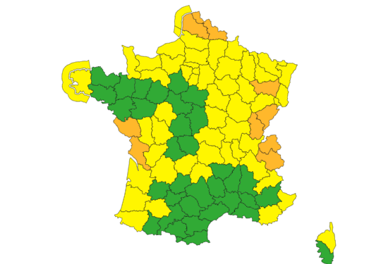 Macron dans le Pas de Calais toujours en alerte météo vigilance orange inondations