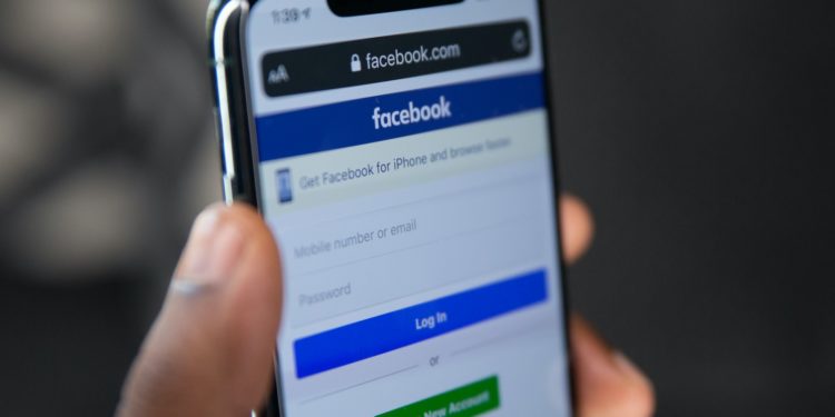 Facebook. Pourquoi poster des messages pour protéger sa vie privée et ses données ne sert à rien