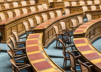 La sanction de Raquel Garrido divise LFI