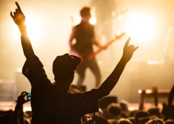 Mort de Shane MacGowan leader charismatique des Pogues