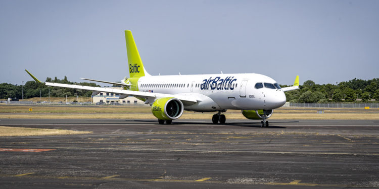 Au salon de Dubai, Airbus annonce un 1er deal de 30 avions A220-300 avec airBaltic