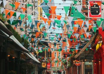 Irlande: incidents à Dublin après une attaque au couteau