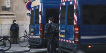 Evacuation musclée des agriculteurs de la Confédération paysanne à Rennes