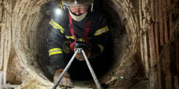 Près de Toulouse, les pompiers interviennent pour sauver un chat coincé dans un puit