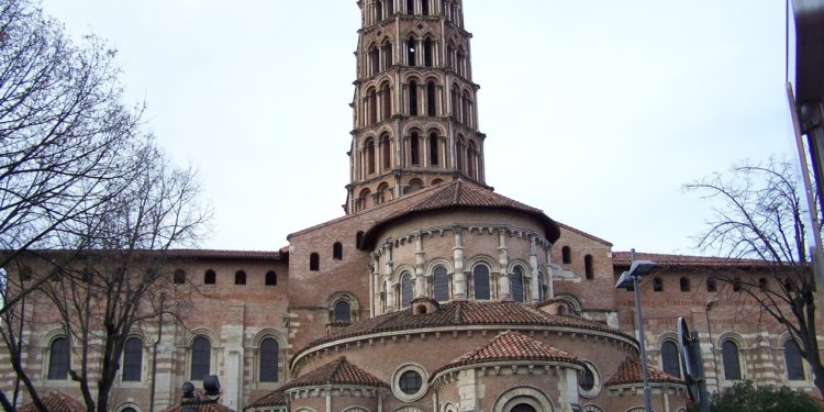 Vents violents, le 31 repasse en alerte jaune, un record battu dans les Pyrénées