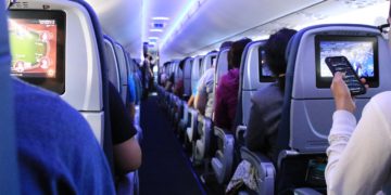 Le trafic aérien de passagers dépasse les niveaux d'avant la pandémie Covid19