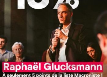 En pleine dynamique, Raphaël Glucksmann en meeting à Tournefeuille