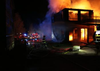 Violent incendie Montréal du Gers