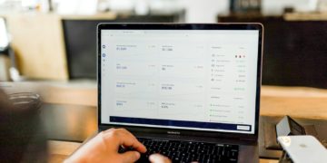 Des astuces pour économiser lors d' achats en ligne