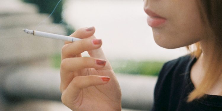 Plus du tiers des cigarettes fumées en Occitanie ne viennent pas d'un buraliste