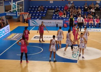 Derby du sud ouest entre Tarbes et Basket Landes en demi finale du championnat de France féminin de Basket
