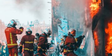 Violent incendie quartier Carmes dans le centre de Toulouse