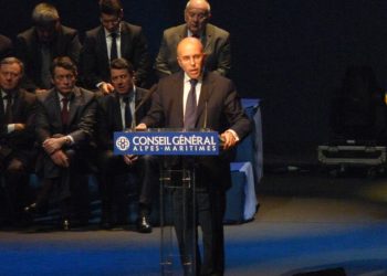 Coup de tonnerre, Eric Ciotti pour un accord LR avec le RN de Le Pen