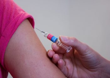 Gaza - un bébé atteint de polio, une campagne de vaccination lancée en urgence